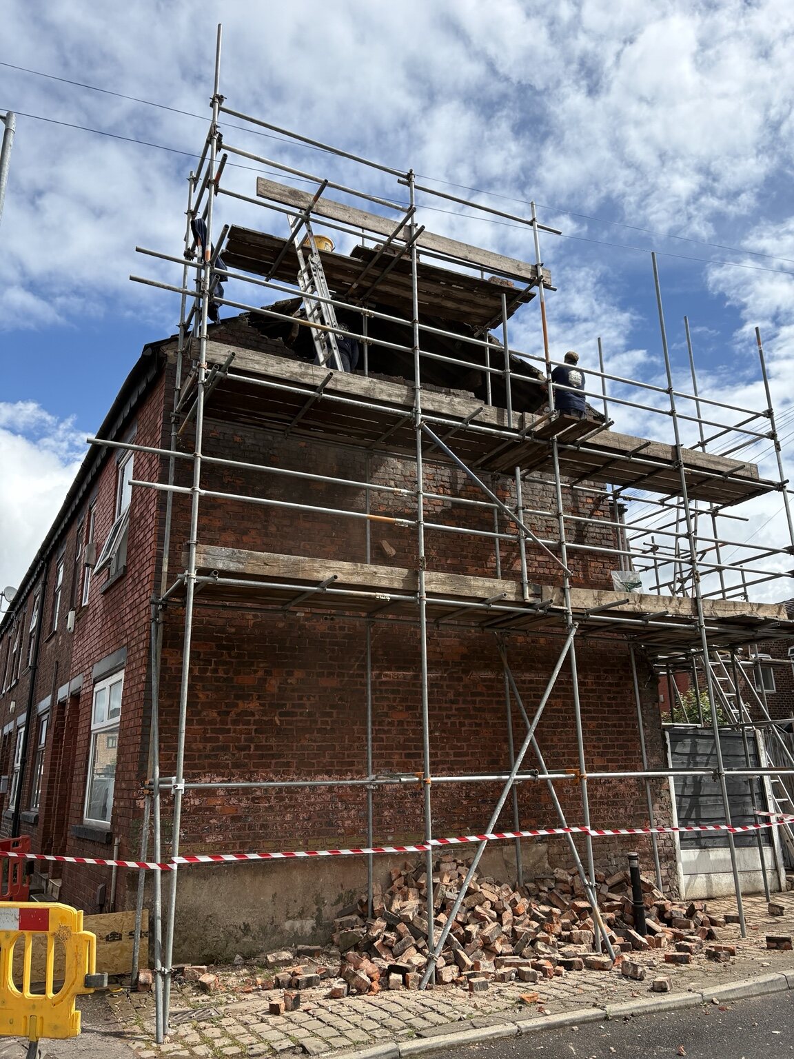 Full scaffold erected for the Gable rebuild & chimney removal
